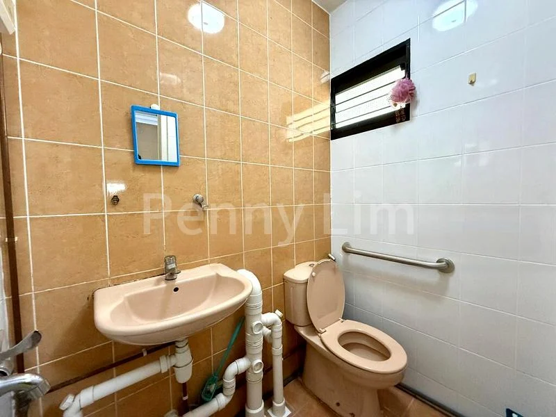3 Room (3NG) HDB for Rent in  107 Bedok North Road - Image 3