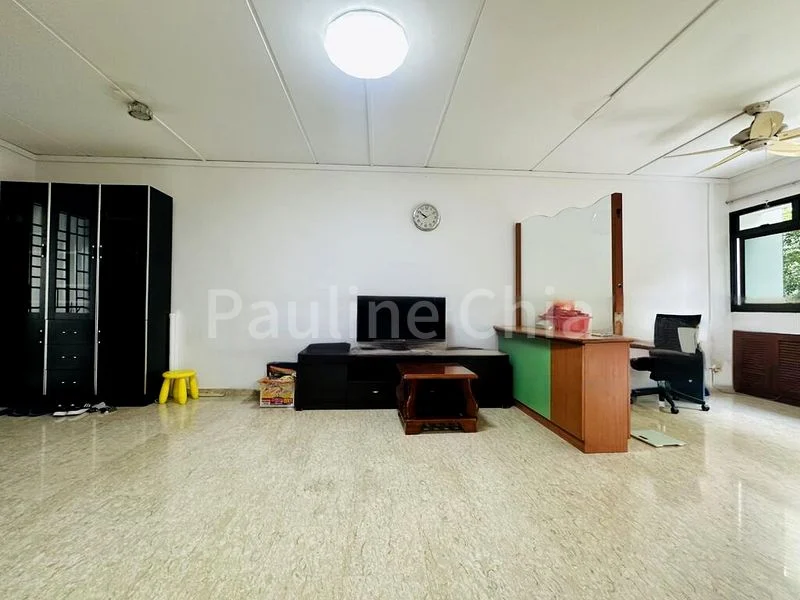 5 Room (5I) HDB for Rent in  268 Toh Guan Road - Image 14