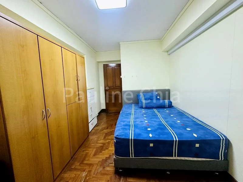 5 Room (5I) HDB for Rent in  268 Toh Guan Road - Image 7