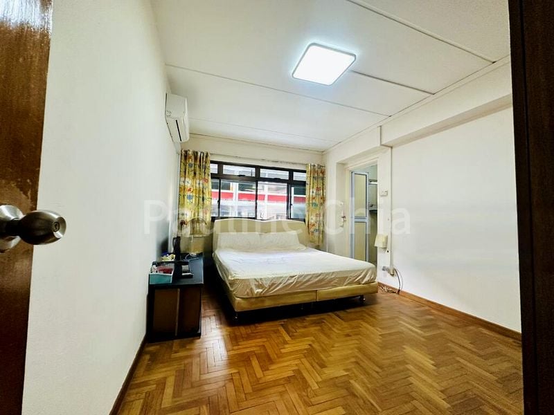 5 Room (5I) HDB for Rent in  268 Toh Guan Road - Image 10