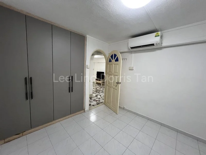 5 Room (5I) HDB for Rent in  468 Segar Road - Image 2