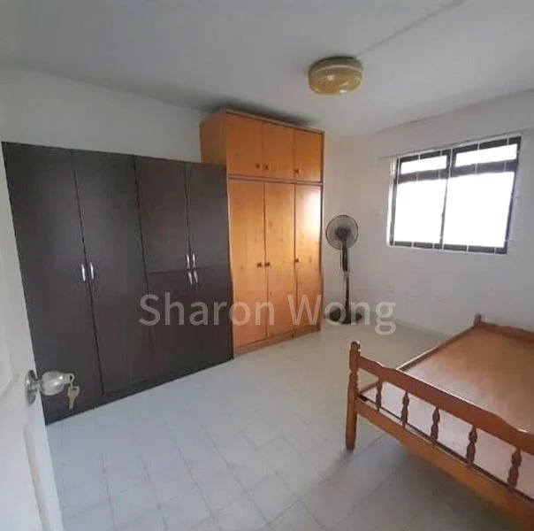 3 Room (3I) HDB for Rent in  119 Bukit Merah View - Image 5