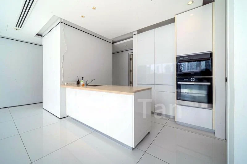 4 Bed Condo for Rent in  Oxley Residence - Image 13