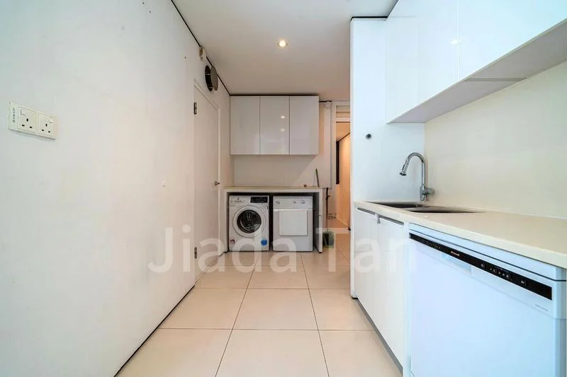 4 Bed Condo for Rent in  Oxley Residence - Image 11