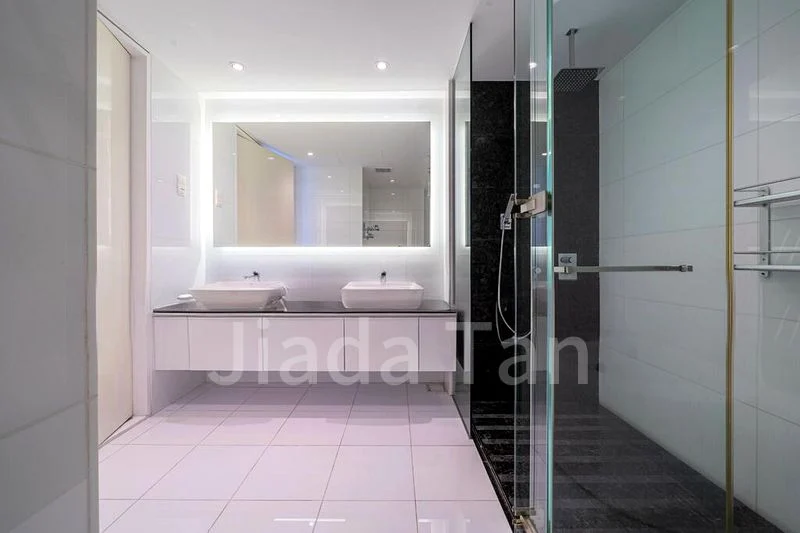 4 Bed Condo for Rent in  Oxley Residence - Image 8