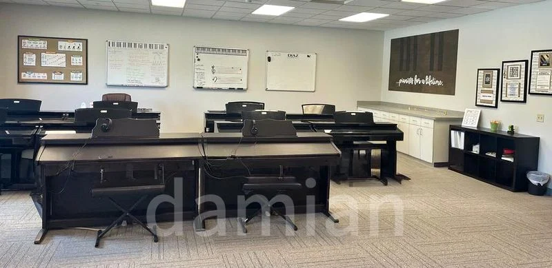 Mall Shop for Sale: High Street Centre - Image 2