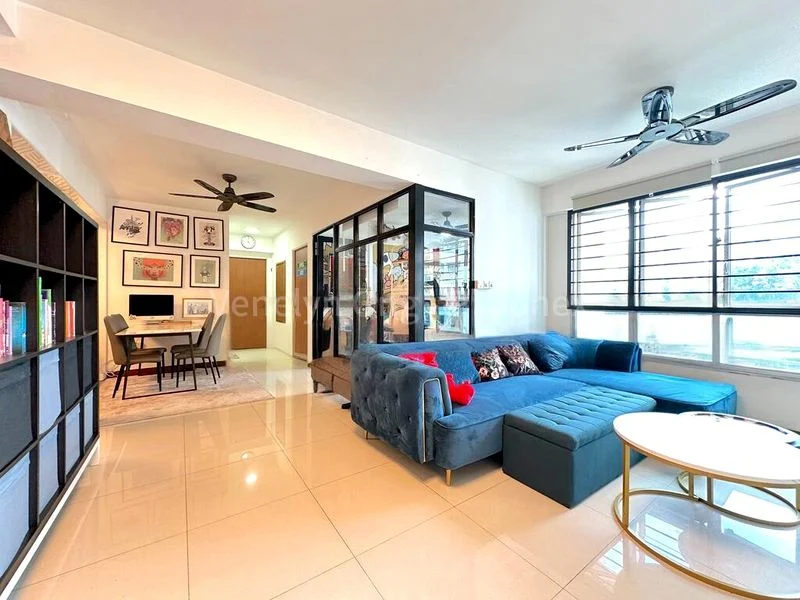 4 Room (4A) HDB for Rent in  116B Jalan Tenteram - Image 1