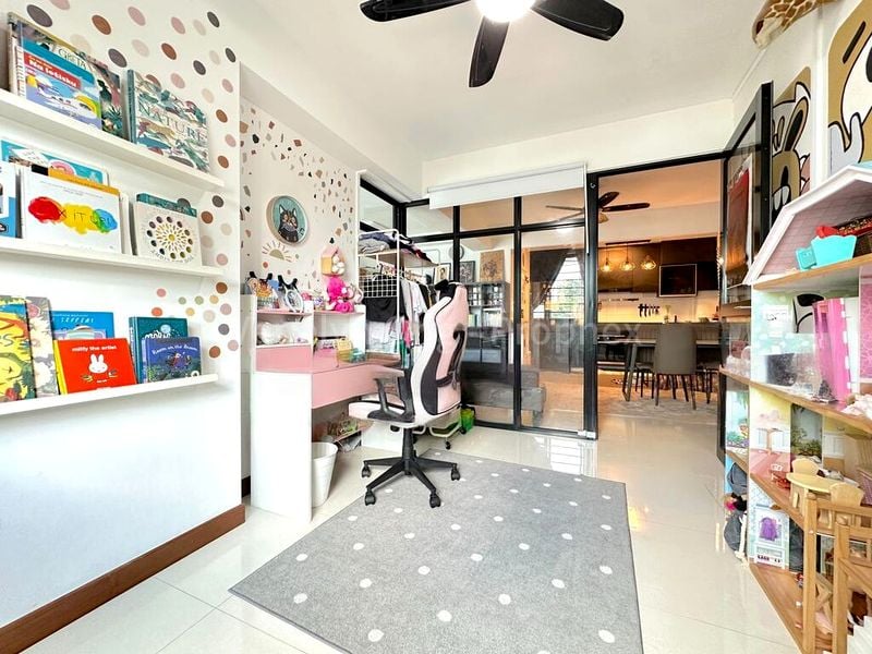 4 Room (4A) HDB for Rent in  116B Jalan Tenteram - Image 8