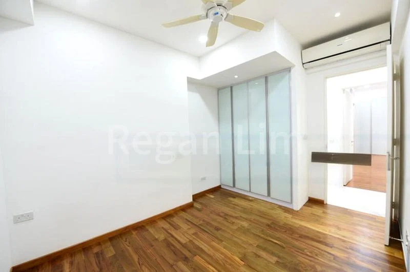 3 Bed Condo for Rent in  Nassim Jade - Image 3