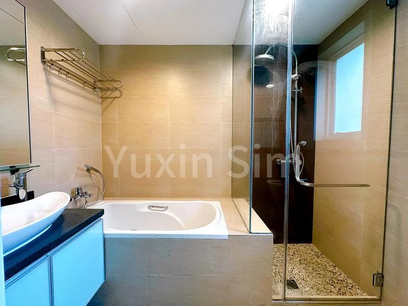4 Bed Condo for Rent in  Landridge Condominium - Image 9