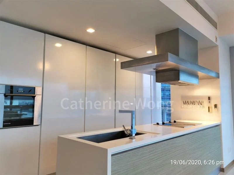 4 Bed Condo for Sale in  Marina Bay Residences - Image 1