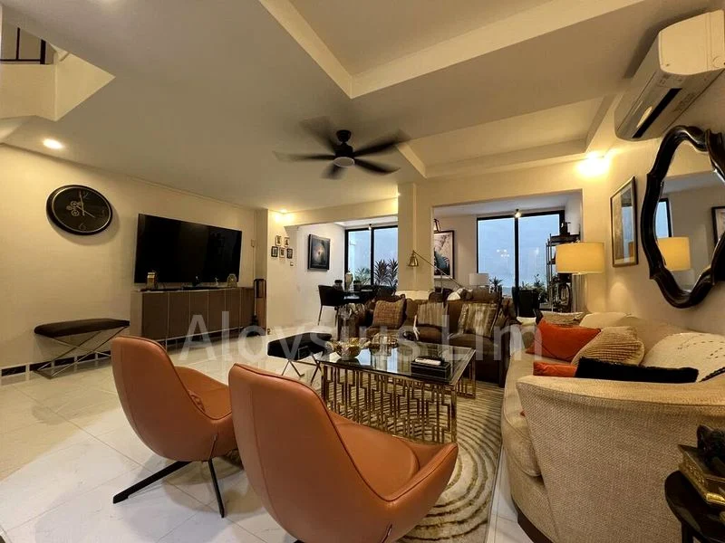 4 Bed Cluster House (Landed) for Sale in  Kew Gate - Image 3