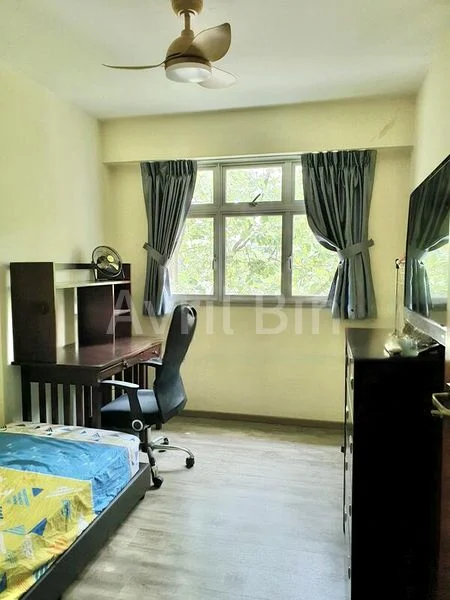 Common Room (HDB) for Rent in  104D Canberra Street - Image 4
