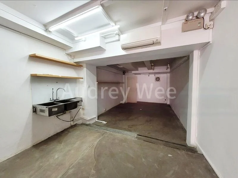 Shop / Shophouse for Sale: Jalan Besar Shophouse - Image 3