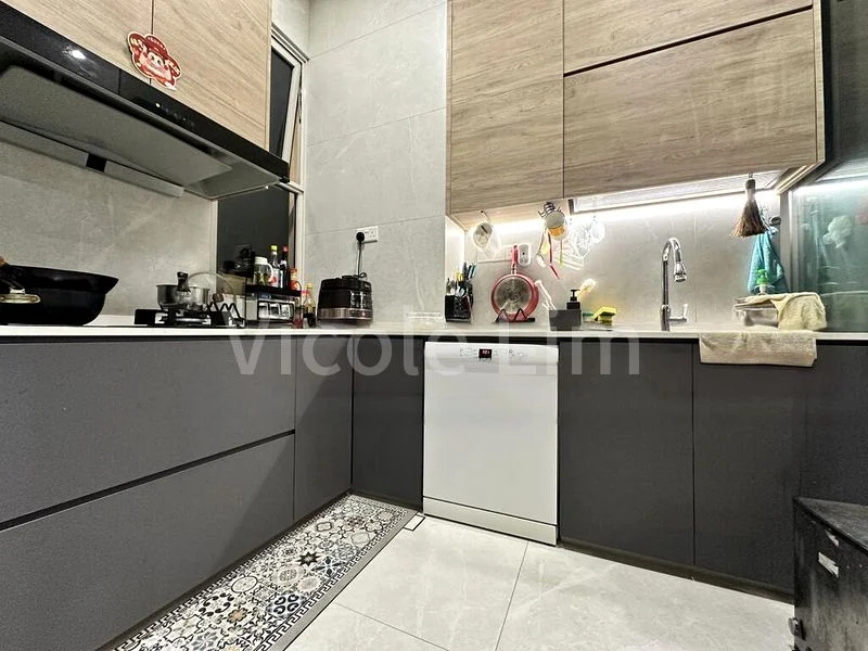 4+1 Bed Cluster House (Landed) for Sale in  The Top Residence - Image 5