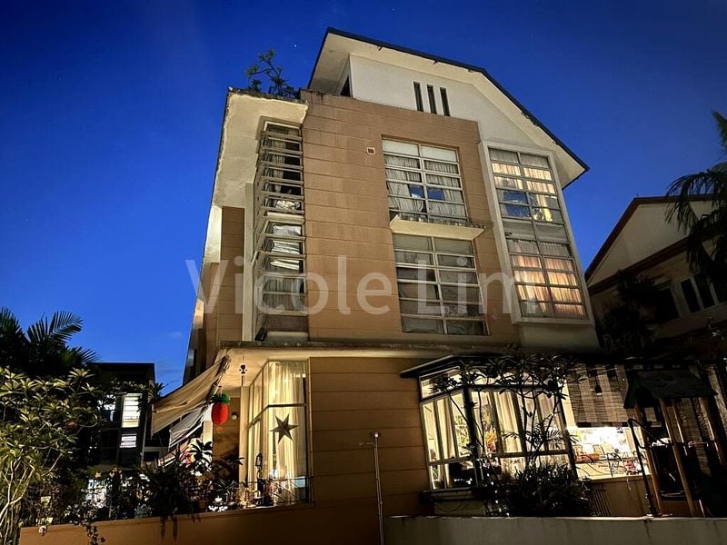4+1 Bed Cluster House (Landed) for Sale in  The Top Residence - Image 2