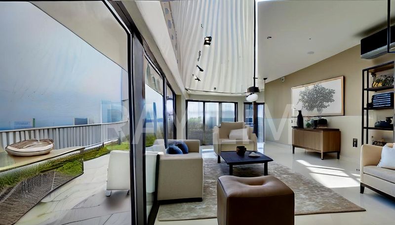 4 Bed Condo for Sale in  UIC Building - Image 5