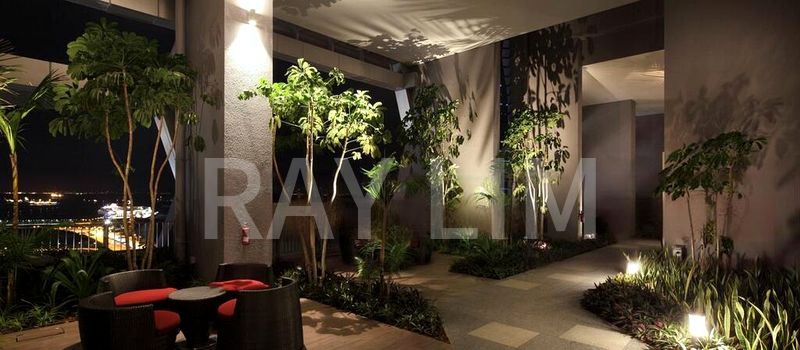 4 Bed Condo for Sale in  UIC Building - Image 12