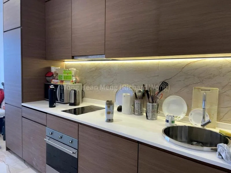 1 Bed Condo for Rent in  Alexandra Road - Image 5