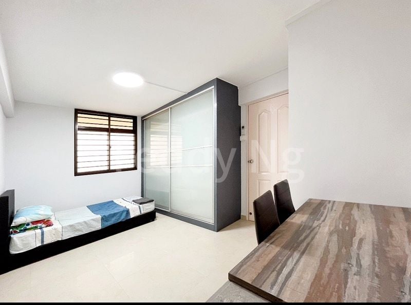 Common Room (HDB) for Rent in  2 Jalan Batu - Image 1