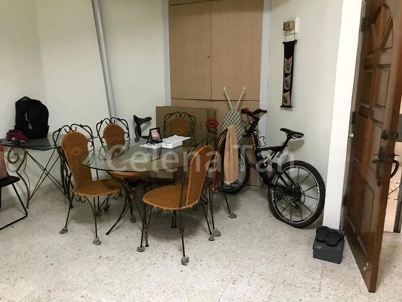 3 Bed Apartment (Condo) for Sale in  Queensway Shopping Centre/Queensway Tower - Image 3