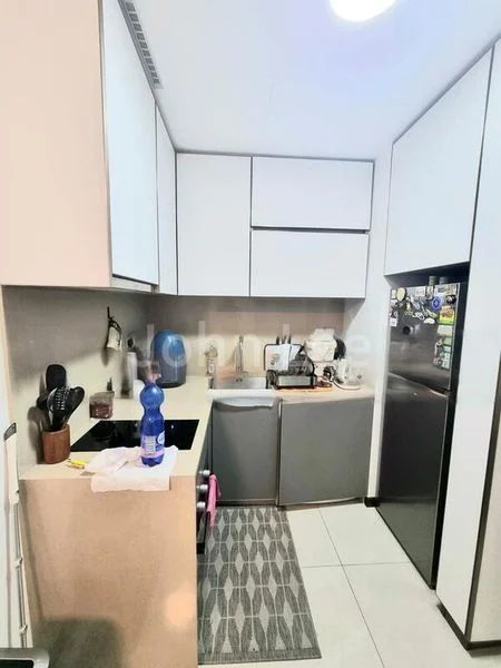 2 Bed Condo for Rent in  Normanton Park - Image 6