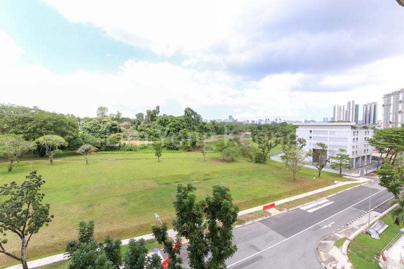 4 Bed Apartment (Condo) for Sale in  Margaret Ville - Image 4