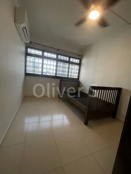 Common Room (HDB) for Rent in  141 Lorong 2 Toa Payoh - Image 1