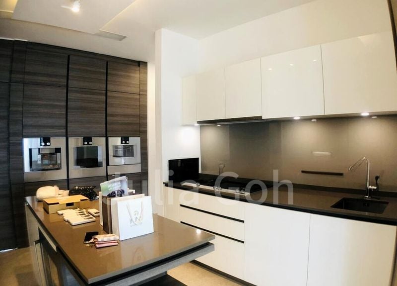 4 Bed Condo for Rent in  Gramercy Park - Image 3