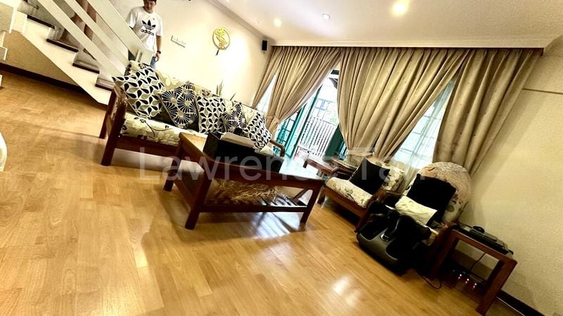 3 Bed Terraced House (Landed) for Sale in  Hong Leong Garden - Image 1