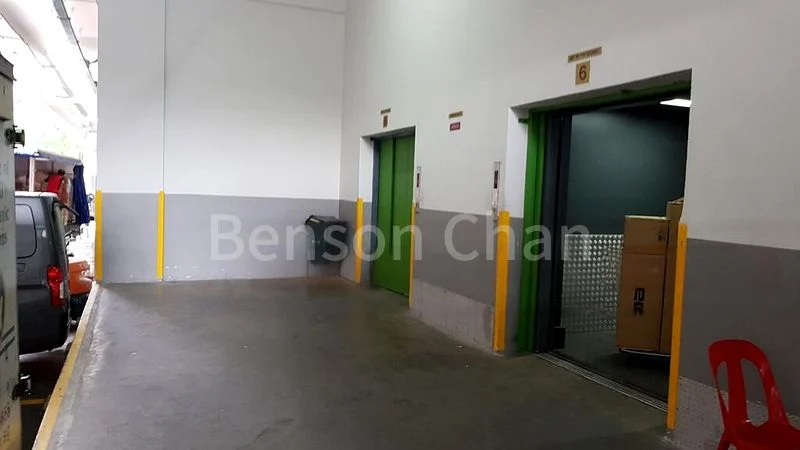 Warehouse for Rent: Shun Li Industrial Complex - Image 2