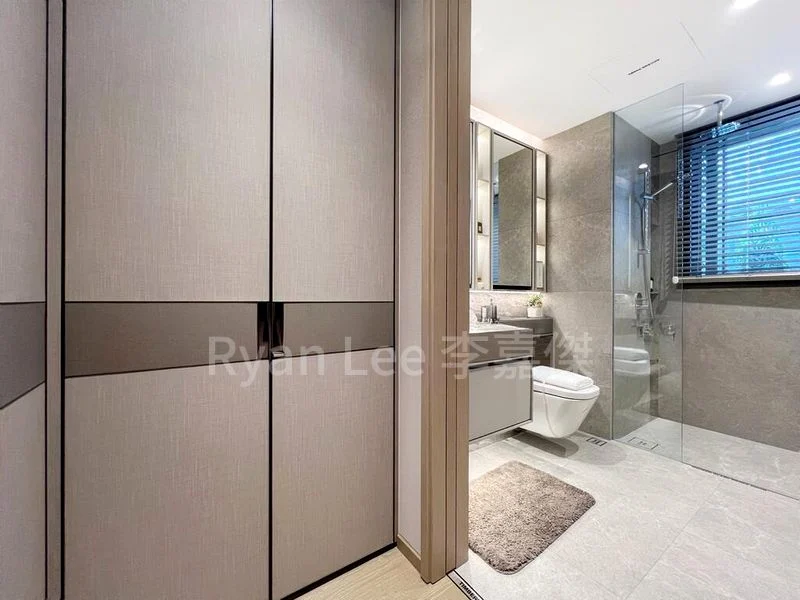 4 Bed Condo for Sale in  Margaret Drive - Image 10