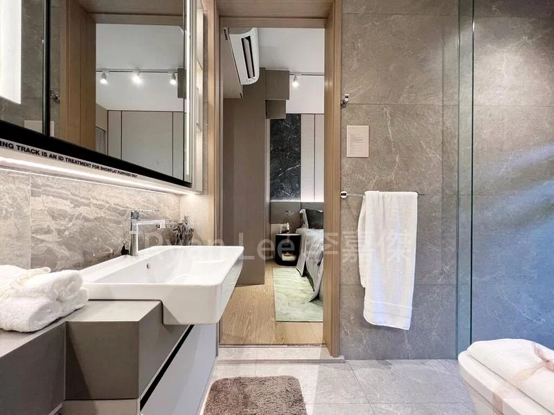 4 Bed Condo for Sale in  Margaret Drive - Image 5