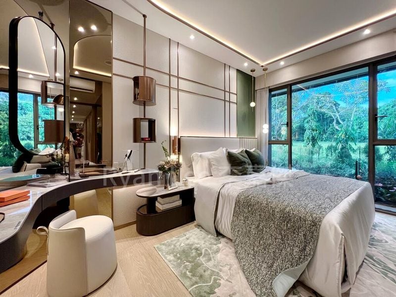 4 Bed Condo for Sale in  Margaret Drive - Image 9