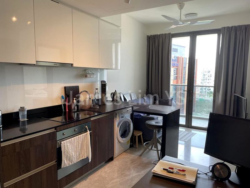 1 Bed Condo for Sale in  Park Place Residences at Plq - Image 2