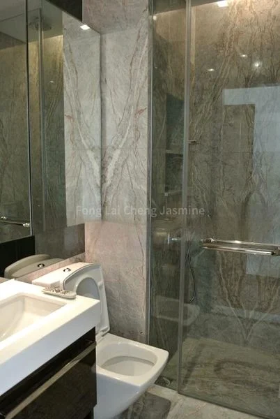 4 Bed Condo for Rent in  The Orchard Residences - Image 5