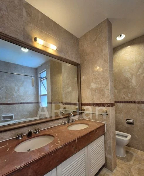 4 Bed Condo for Rent in Leonie Condotel - Image 19