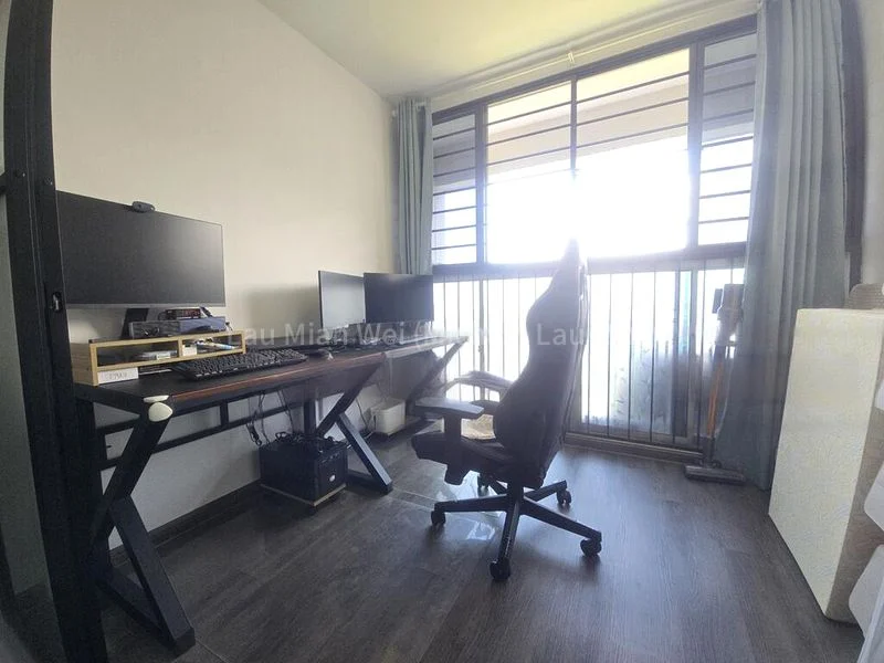 5 Room (5I) HDB for Sale in  99 Bedok North Avenue 4 - Image 4