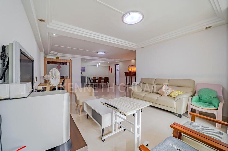 Executive HDB for Sale in  285A Toh Guan Road - Image 14