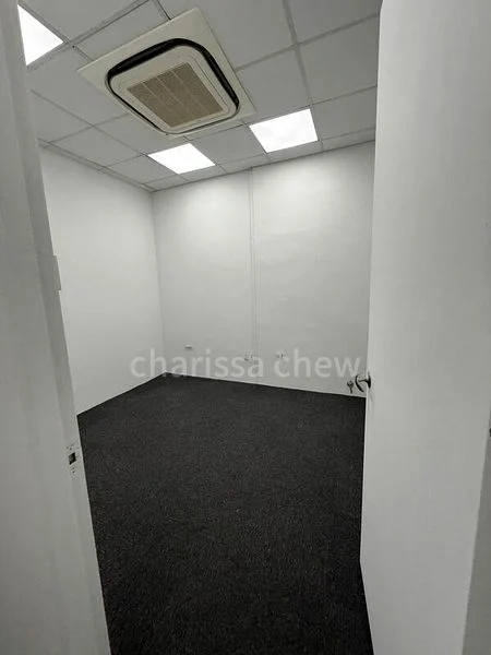Office for Rent: 10 Raeburn Park - Image 2