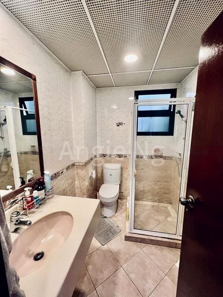 3 Bed Condo for Sale in Hillview Green - Image 11