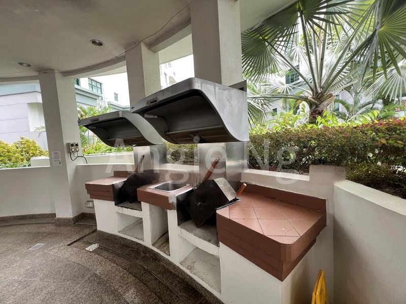 3 Bed Condo for Sale in Hillview Green - Image 3