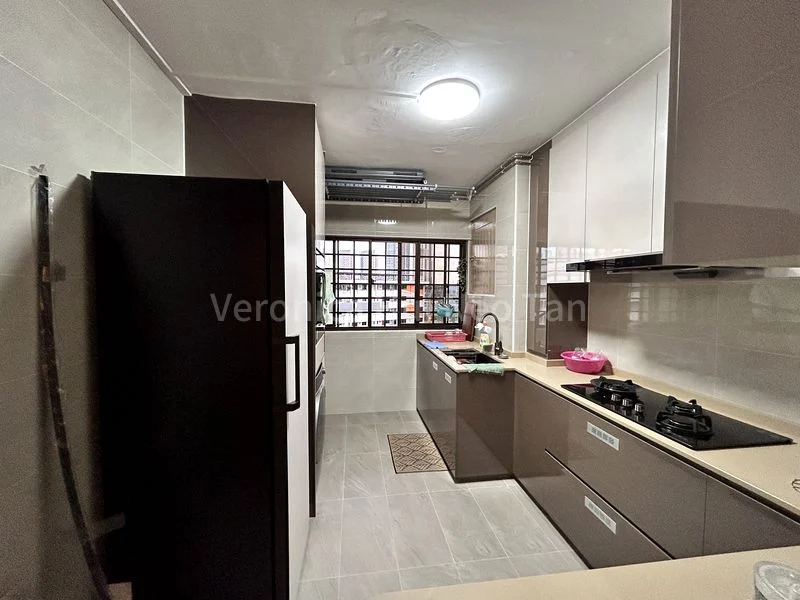 Common Room (HDB) for Rent in  381 Clementi Avenue 5 - Image 6