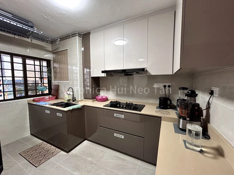 Common Room (HDB) for Rent in  381 Clementi Avenue 5 - Image 7