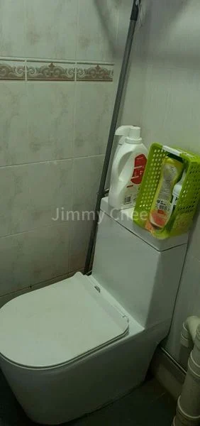 Jumbo HDB for Rent in  111 Woodlands Street 13 - Image 13