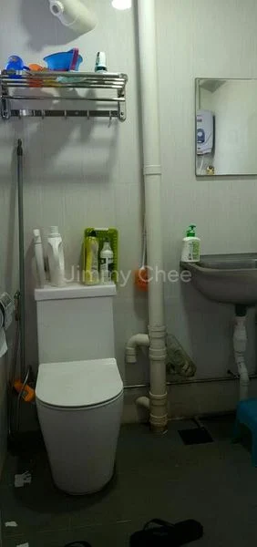 Jumbo HDB for Rent in  111 Woodlands Street 13 - Image 16