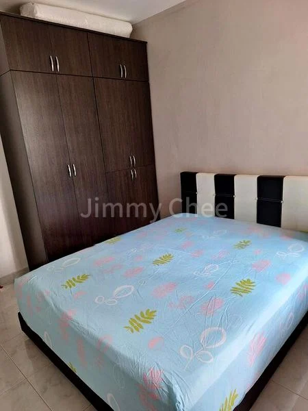 Jumbo HDB for Rent in  111 Woodlands Street 13 - Image 7