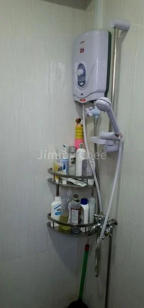 Jumbo HDB for Rent in  111 Woodlands Street 13 - Image 14