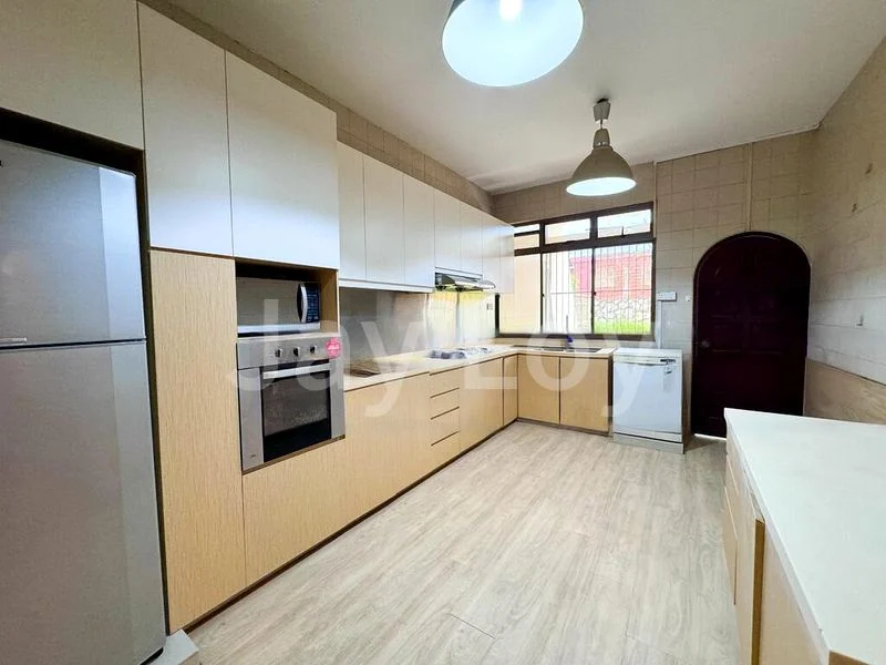 Property image 16