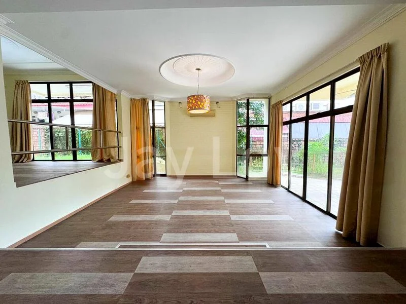 5 Bed Semi-Detached House (Landed) for Sale in The Sunshine - Image 1